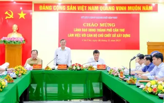 Phát huy tinh thần đoàn kết, dân chủ, chủ động sáng tạo hoàn thành các nhiệm vụ Phát huy tinh thần đoàn kết, dân chủ, chủ động sáng tạo hoàn thành các nhiệm vụ