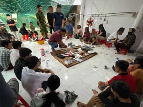 Triệt phá điểm lắc tài xỉu ăn tiền, tạm giữ hình sự nhiều đối tượng