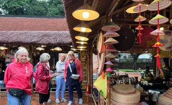 Lượng khách quốc tế đến Việt Nam trong tháng Mười cao kỷ lục Lượng khách quốc tế đến Việt Nam trong tháng Mười cao kỷ lục