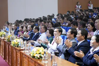 Sôi nổi Ngày hội việc làm năm 2025 tại Trường Đại học Y Dược Cần Thơ Sôi nổi Ngày hội việc làm năm 2025 tại Trường Đại học Y Dược Cần Thơ