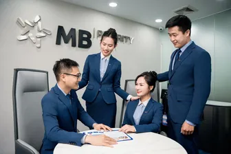 Tăng trưởng mạnh - Kiểm soát rủi ro hiệu quả - MB tiếp tục dẫn đầu chuyển đổi số Tăng trưởng mạnh - Kiểm soát rủi ro hiệu quả - MB tiếp tục dẫn đầu chuyển đổi số