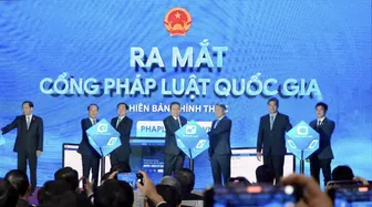 Ngày Pháp luật Việt Nam 9-11 - Ngày tôn vinh Hiến pháp, lan tỏa tinh thần sống và làm việc theo pháp luật