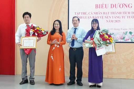 Đổi mới công tác tư tưởng gắn với thực hiện nhiệm vụ chính trị trong bối cảnh mới