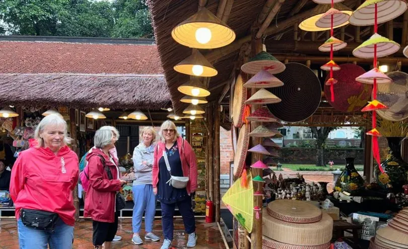 Lượng khách quốc tế đến Việt Nam trong tháng Mười cao kỷ lục