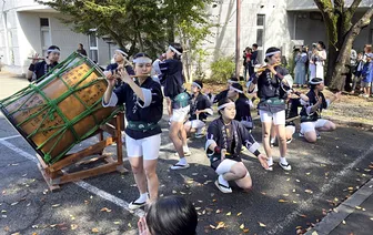 Lý do phụ nữ trẻ ở Nhật rời quê lên phố