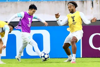 Hai trận then chốt trên sân Thiên Trường và Hàng Đẫy