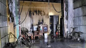 Đồng Tháp: Trụ điện phát nổ, lửa lan theo dây điện làm hư hại 4 nhà dân