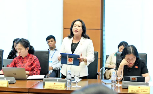 Đại biểu Quốc hội đơn vị TP Cần Thơ đóng góp nhiều ý kiến đối với Dự án Luật Phòng, chống ma túy (sửa đổi)