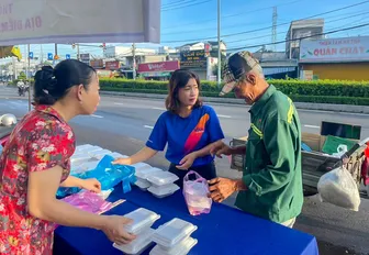 “Bếp ăn 0 đồng” - Nơi chia sẻ yêu thương