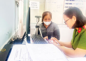 ការ​ទូទាត់​ប្រាក់​សុខុ​មាល​ភាព​សង្គម​តាម​រយៈ​កម្ម​វិធី​ VneID