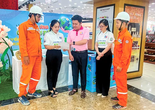 Triển khai phương án đảm bảo cấp điện ổn định mùa cao điểm cuối năm