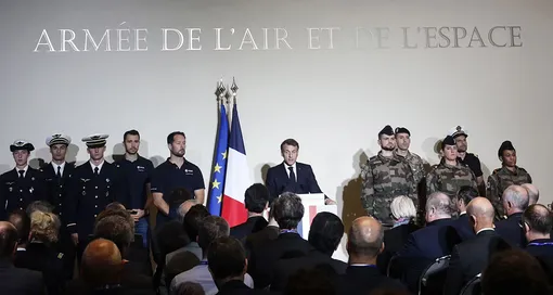 Pháp tăng ngân sách cho hoạt động quân sự không gian