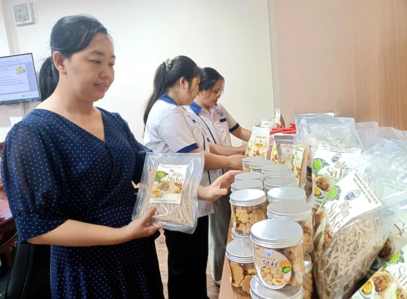 Nghiên cứu thành công bột không gluten từ trái sa kê, ứng dụng trong sản xuất bánh và bún