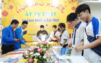 ទី​ក្រុង​កឹង​ធើ រៀប​ចំ​មហោ​ស្រព​សារ​ព័ត៌​មាន​និទាឃ​រដូវ និង​ប្រ​ឡង​ផលិត​ផល​បោះ​ពុម្ព​និទា​ឃ​រដូវ​ប៊ិញ​ង៉ ឆ្នាំ​២០២៦