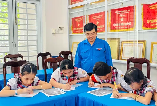 100% liên đội hưởng ứng phong trào "Viết thư gửi Đại hội đại biểu Đoàn TNCS Hồ Chí Minh TP Cần Thơ"