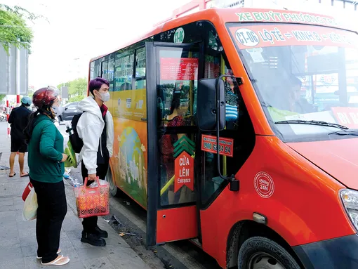 Doanh thu hoạt động vận tải duy trì đà tăng trưởng