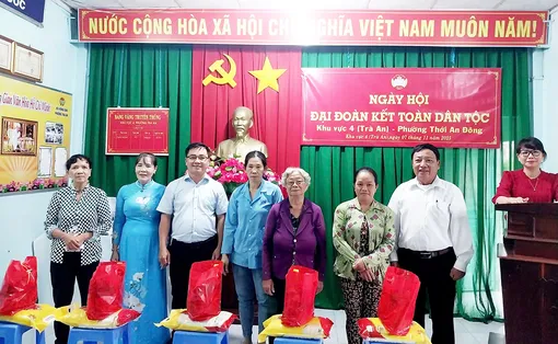 Việc gì có lợi cho dân phải hết sức làm