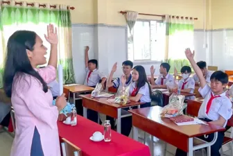 Trang bị kiến thức, kỹ năng cho học sinh