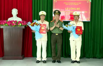 Công bố quyết định của Giám đốc Công an TP Cần Thơ về công tác cán bộ ở xã Vị Thanh 1