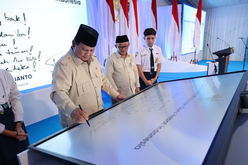 Indonesia launches classroom digitalisation programme nationwide