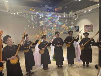 Bài cuối: Trách nhiệm gác cổng của người nghệ sĩ