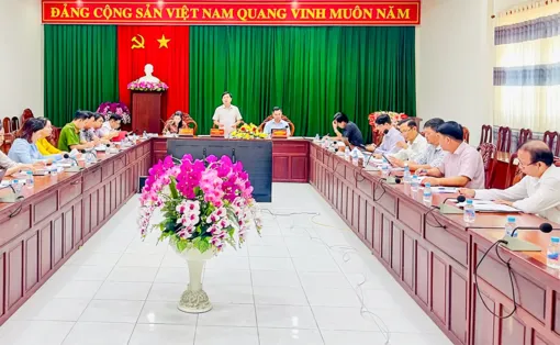 Ủy ban bầu cử phường Cái Răng họp phiên đầu tiên