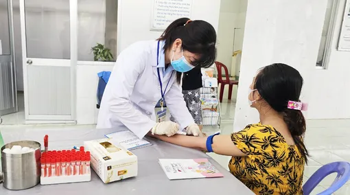 Mẹ nhiễm HIV, điều trị dự phòng, con không nhiễm HIV
