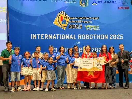 Học sinh TP Cần Thơ xuất sắc đoạt 1 giải Vô địch, 1 giải Nhì, 5 giải Ba và 7 giải Khuyến khích tại Cuộc thi Robothon quốc tế 2025