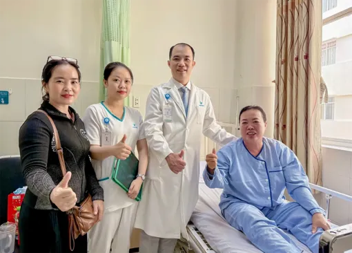 Bướu tuyến thượng thận khiến bệnh nhân đột nhiên yếu liệt