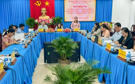 Ban Kinh tế - Ngân sách HĐND thành phố họp thẩm tra các báo cáo trình tại kỳ họp cuối năm 2025