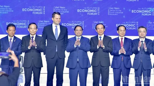 Chuyển đổi xanh để hướng tới một nền kinh tế thông minh, tự cường