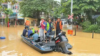 Bão số 15 mạnh cấp 12 giật cấp 15, di chuyển phức tạp trên Biển Đông