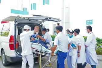 Các bệnh viện ở Cần Thơ diễn tập báo động đỏ ngoại viện