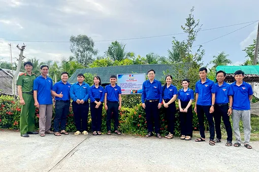 Tuổi trẻ Long Hưng chung tay “Tình nguyện số”