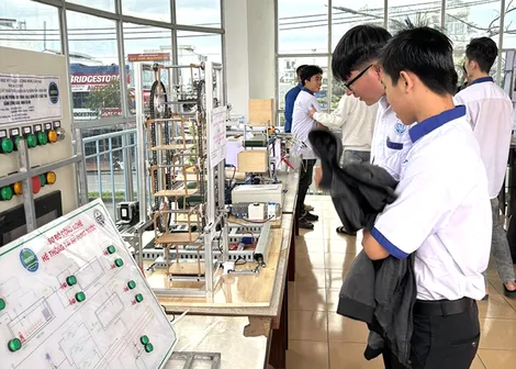 Lan tỏa các giải pháp ứng dụng AI và tự động hóa trong sinh viên