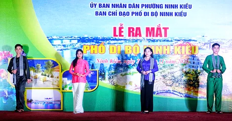 Ra mắt Phố đi bộ Ninh Kiều sau thời gian dài tạm dừng