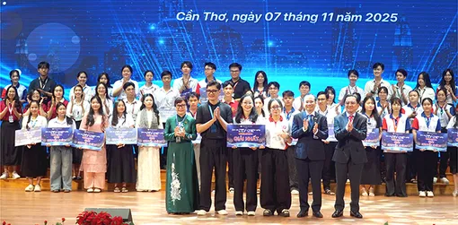 AIDE - Giải pháp số hóa hỗ trợ dạy và học nha khoa