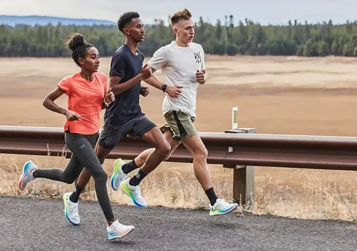 Xu hướng chạy bộ làm thay đổi thị trường thời trang thể thao