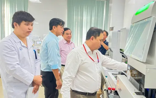 Sở Y tế TP Cần Thơ xét công nhận bệnh viện đầu tiên có chất lượng phòng xét nghiệm mức 4