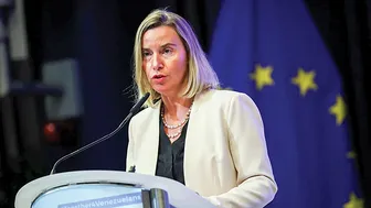Cựu đại diện cấp cao EU phụ trách chính sách an ninh và đối ngoại  Mogherini bị bắt