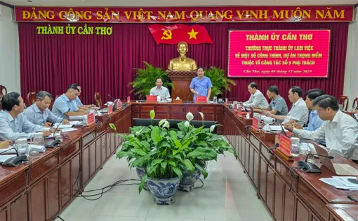 Đẩy nhanh tiến độ thực hiện các dự án trọng điểm giao thông, khu công nghiệp