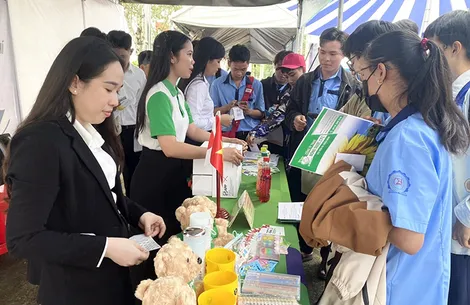 Ngày hội việc làm và kết nối doanh nghiệp