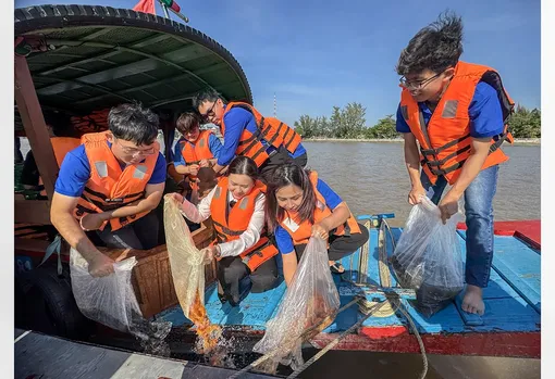 Công chức, viên chức trẻ tình nguyện vì cộng đồng