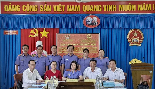 Ký kết quy chế phối hợp trong tố tụng công ích
