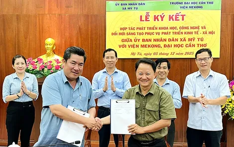 Xã Mỹ Tú ký kết ghi nhớ phối hợp Viện Mekong, Đại học Cần Thơ