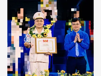 Cán bộ Công an xã Hỏa Lựu được trao Giải thưởng Tình nguyện Quốc gia năm 2025