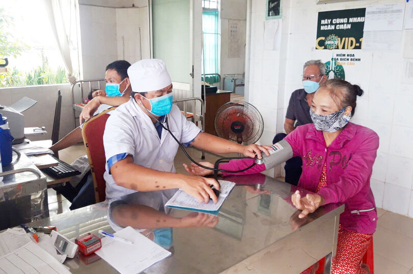 លើក​កម្ពស់​ការ​ថែ​ទាំ​សុខ​ភាព​ជូន​ប្រ​ជា​ជន​