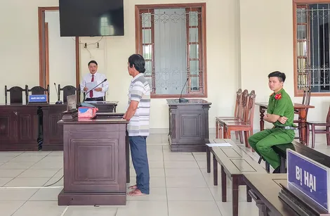 Điểm tựa cho người yếu thế