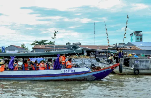 Các sự kiện lễ hội cuối năm tạo điểm nhấn du lịch