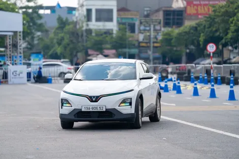 VinFast VF 6: SUV 5 chỗ đáng sở hữu nhất cho gia đình trẻ, tối ưu cả trải nghiệm lẫn chi phí